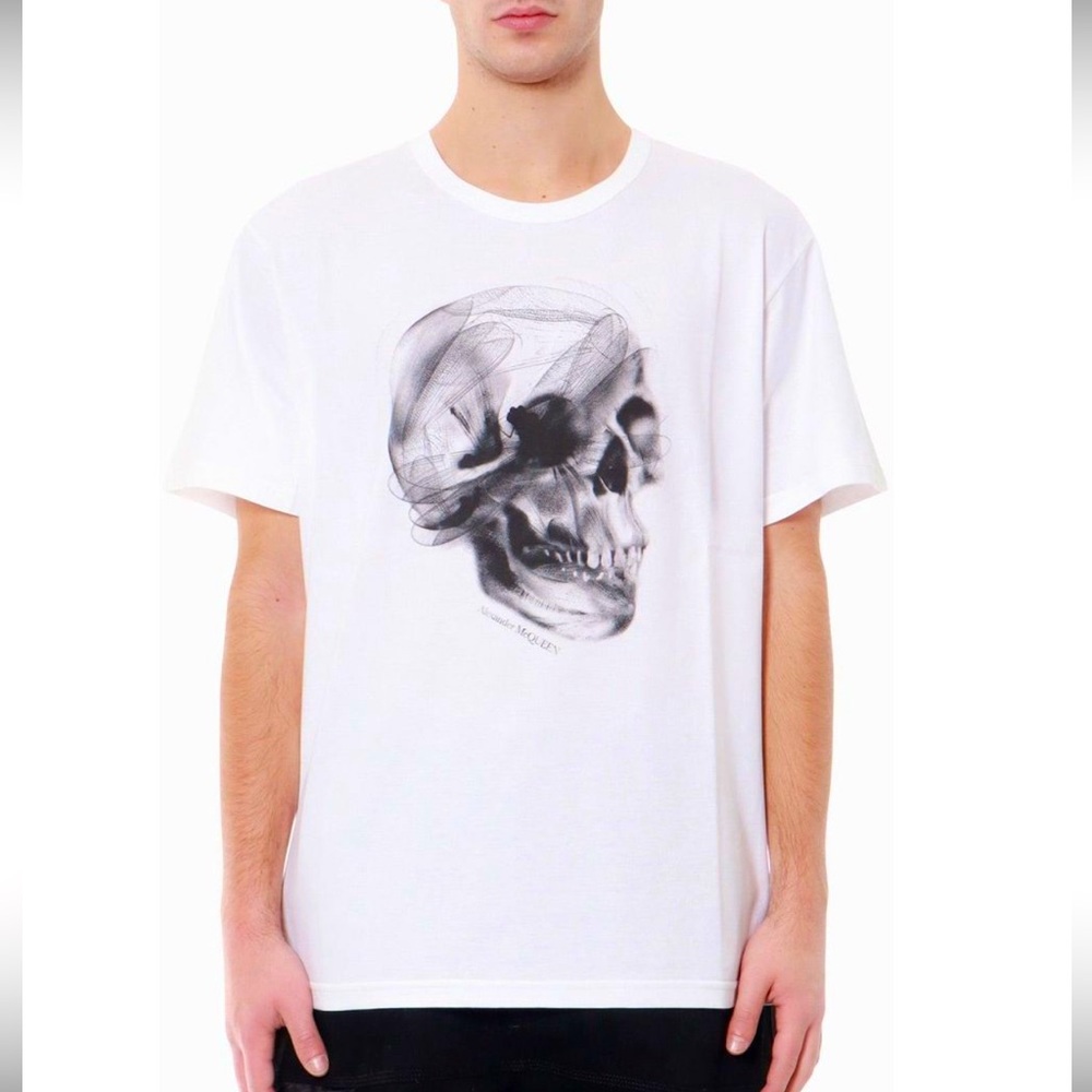 Alexander McQueen skull t-shirt white & black size large is brand new